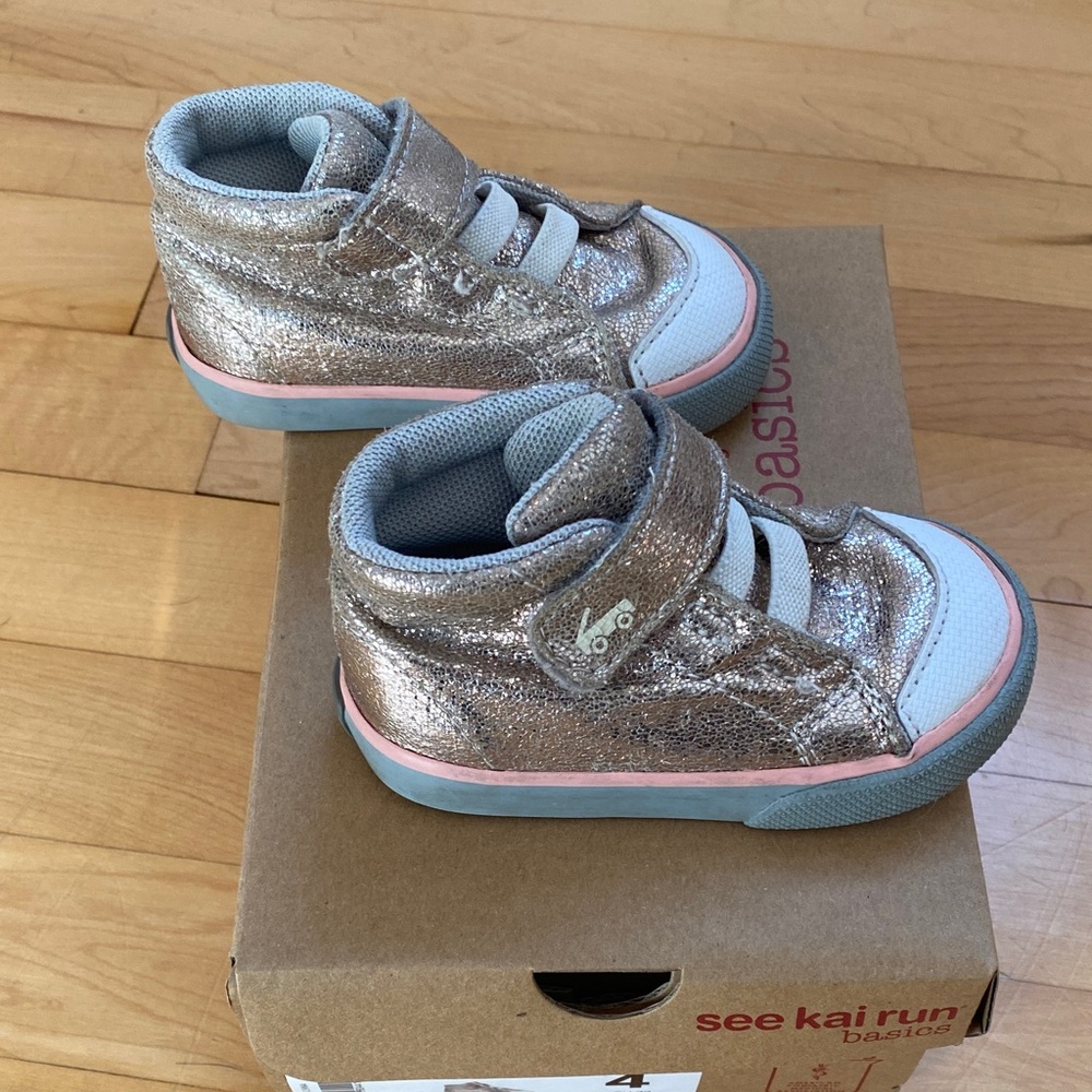 See Kai Run Kids Sneakers Belmont II rose gold size 4 - Picture 5 of 6